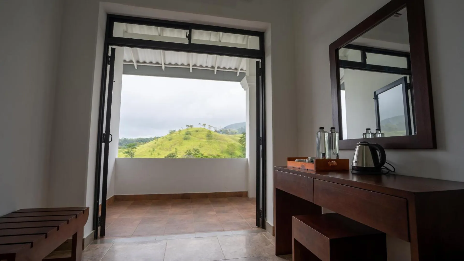 Bed & Breakfast Shiro In Kandy Sri Lanka