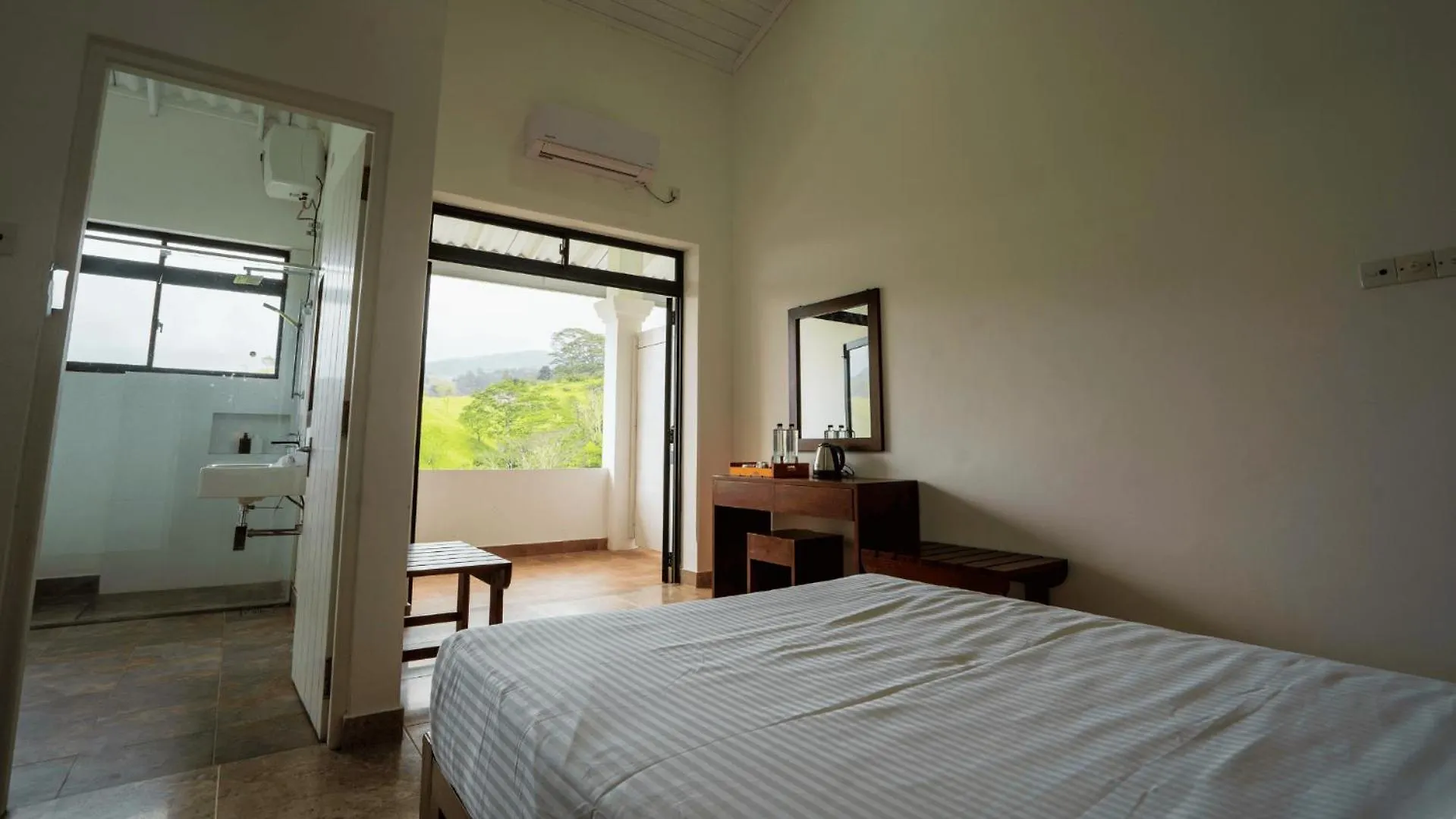 Bed & Breakfast Shiro In Kandy