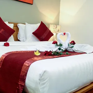 https://delu-villas-suite.ubudhotelsnow.com
